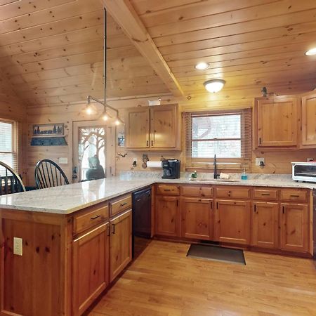 Blue Ridge Bear Bungalow Esterno foto