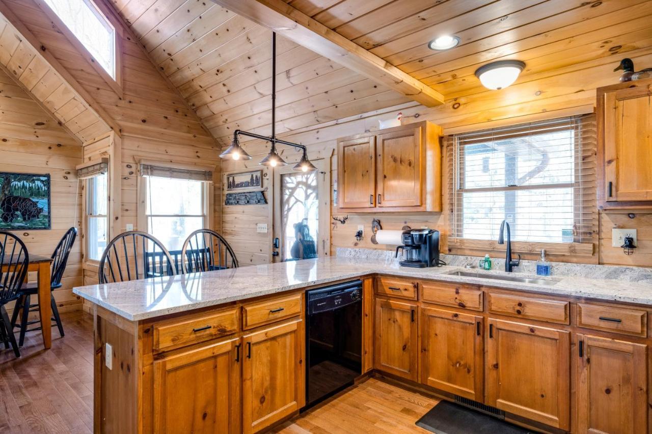 Blue Ridge Bear Bungalow Esterno foto
