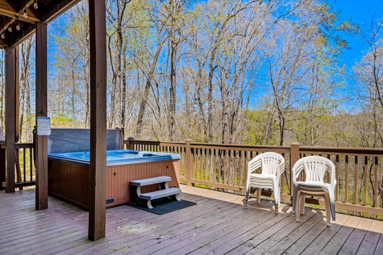 Blue Ridge Bear Bungalow Esterno foto